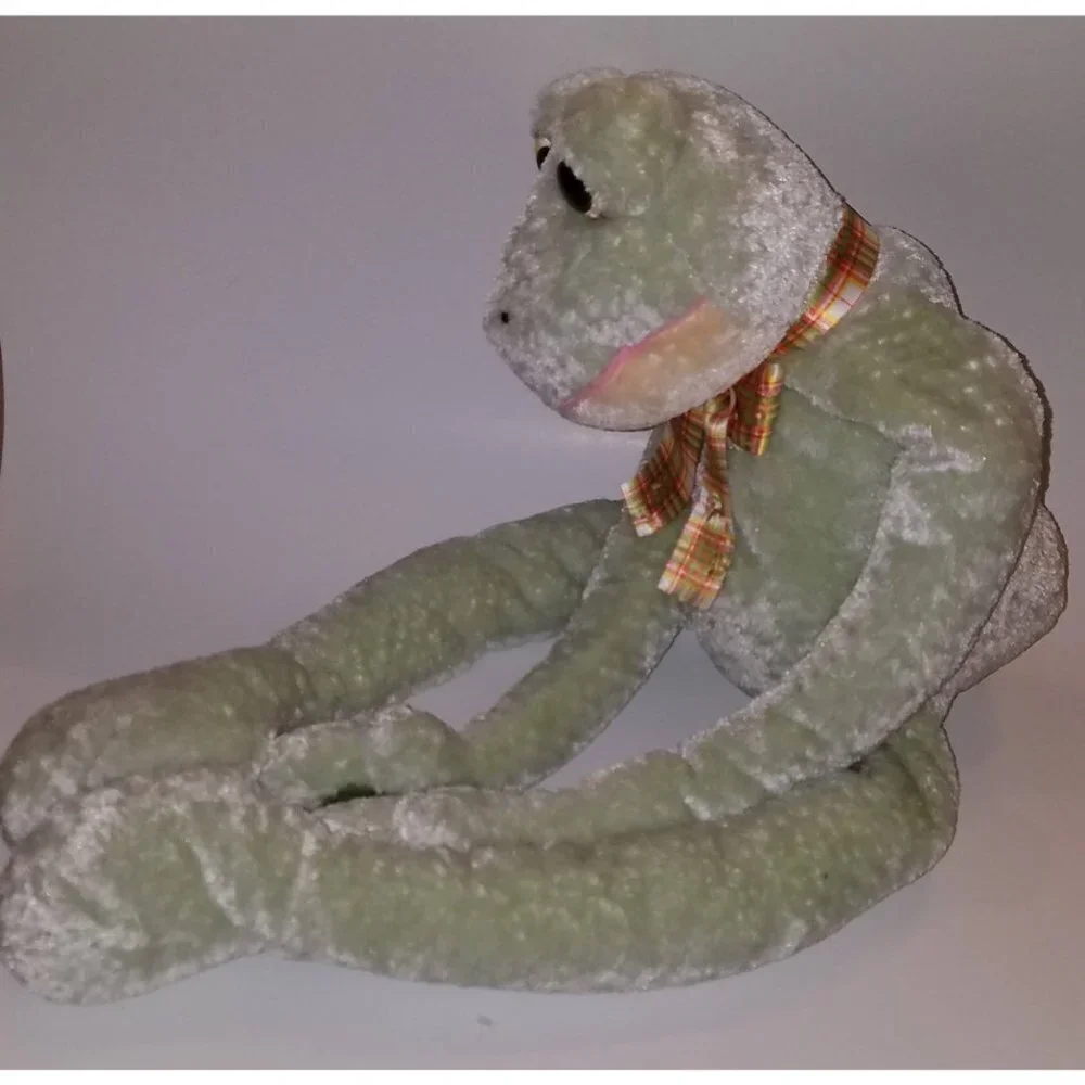 Amela green frog
